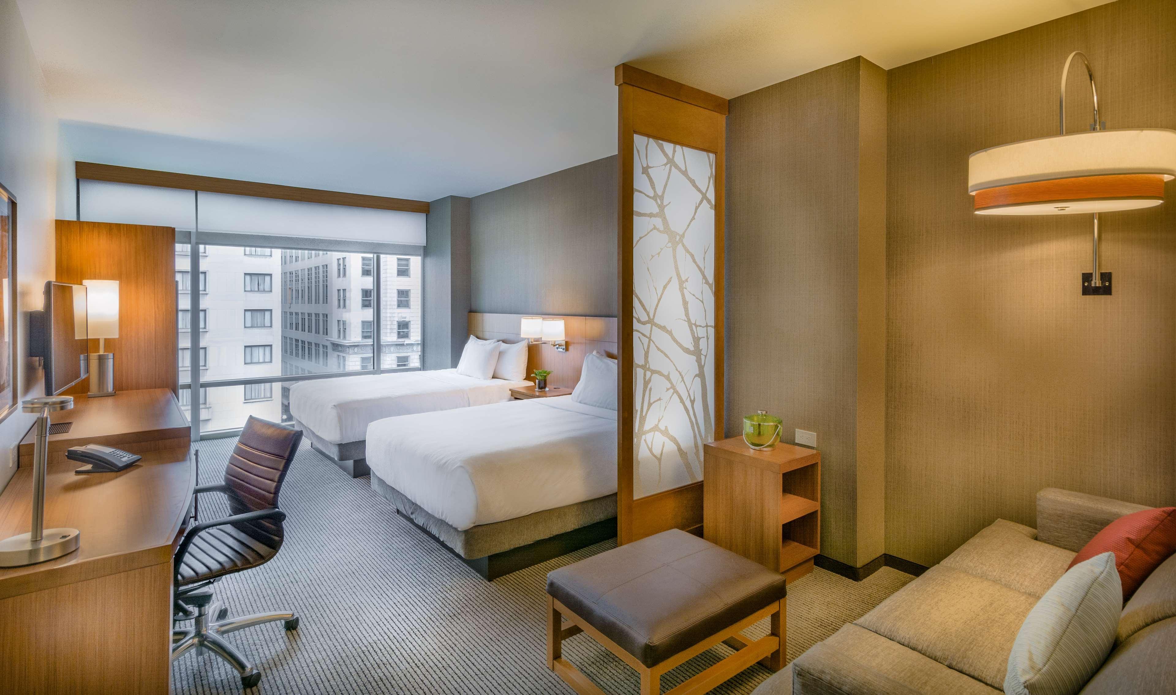 Desoto Lakes Hyatt Place Sarasota/Lakewood Ranch מראה חיצוני תמונה