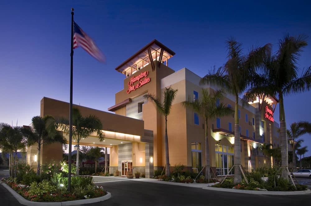 Desoto Lakes Hyatt Place Sarasota/Lakewood Ranch מראה חיצוני תמונה